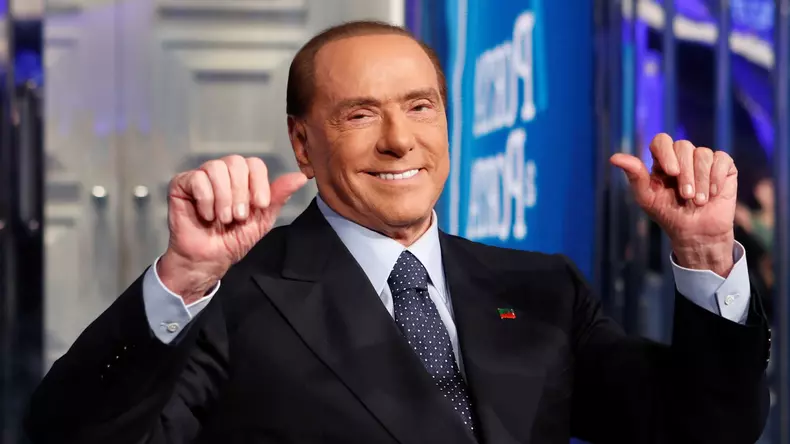 a murit berlusconi