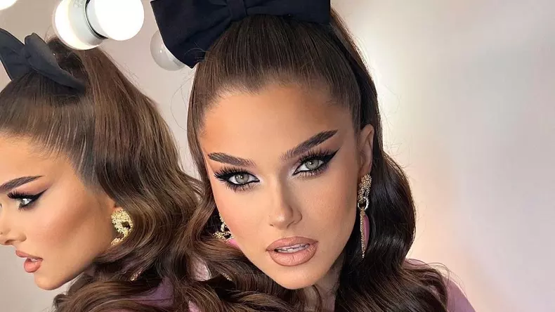 theo-rose-a-nascut-1