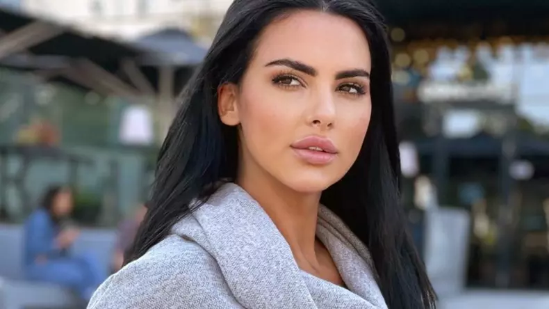 lavinia pirva VEDETA