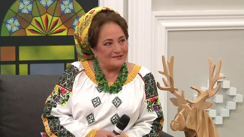 laura-lavric-despre-motivul-real-al-casatoriei-cu-fostul-sot.-nu-a-fost-vorba-despre-iubire-cantareata-a-recunoscut