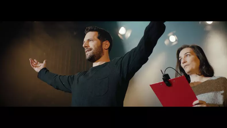 adi-nartea_b022c007_211206_b4kr