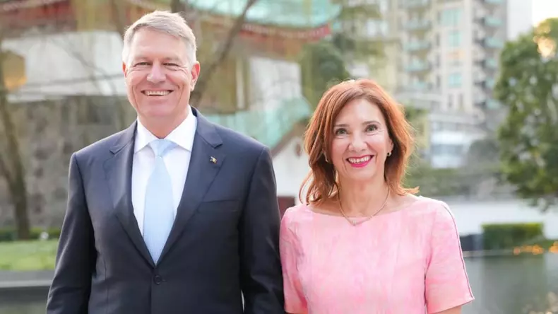 carmen_iohannis8