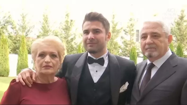 parintii-lui-adrian-mutu-au-vandut-tot-ce-aveau-in-pitesti