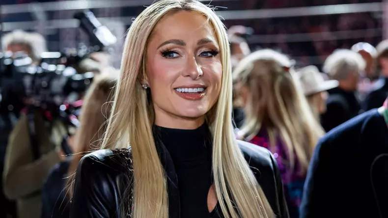 paris hilton tb