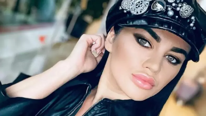 carmen-de-la-salciua-a-amutit-cand-a-citit-comentariul-lasat-de-un-fan.-are-legatura-cu-fostul-sot