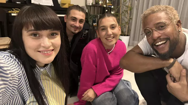 delia vocea romaniei