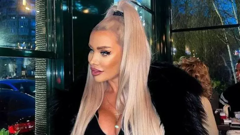 loredana-chivu6