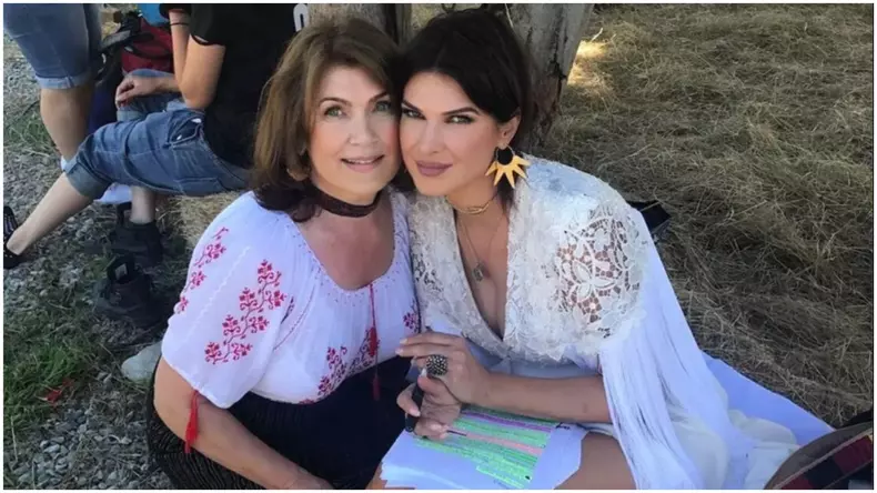 monica-birladeanu-si-mama-sa-minodora