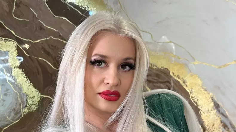 anisia-7-crop-1709627252