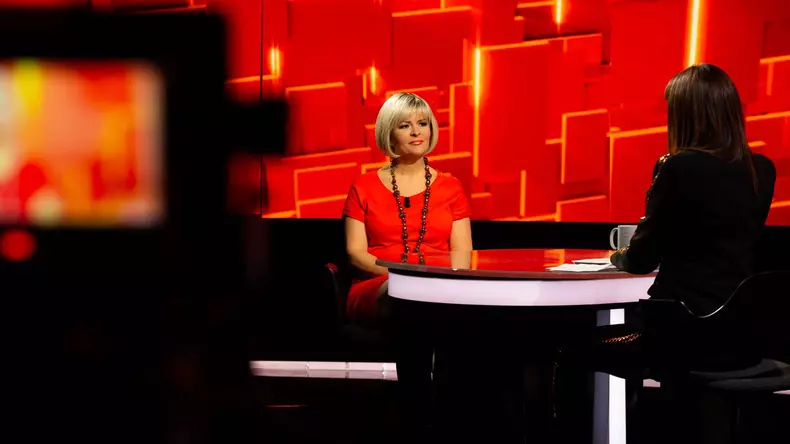 sanda-ladosi-la-40-de-intrebari-cu-denise-rifai-kanal-d-1