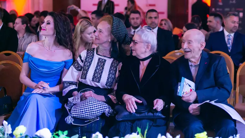 img-20240425-wa0027-1