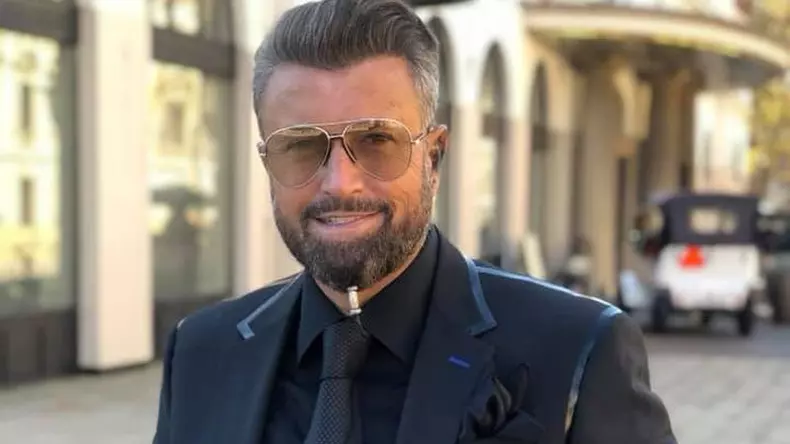 catalin-botezatu--crop-1696238111