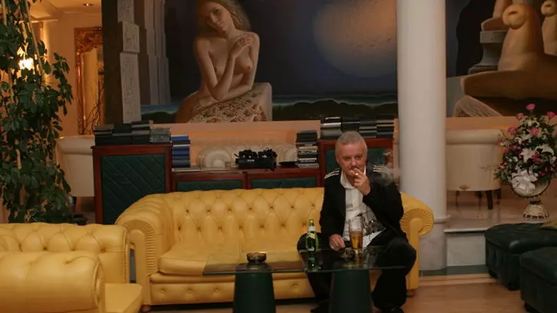 irinel-columbeanu-vila-izvorani