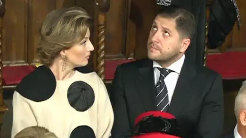 afaceri-de-pandemie-ioana-basescu-si-sotul-pricop-intra-pe-piata-transporturilor-18725165