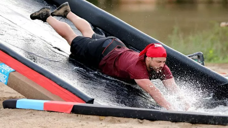 Augustin Viziru la survivor