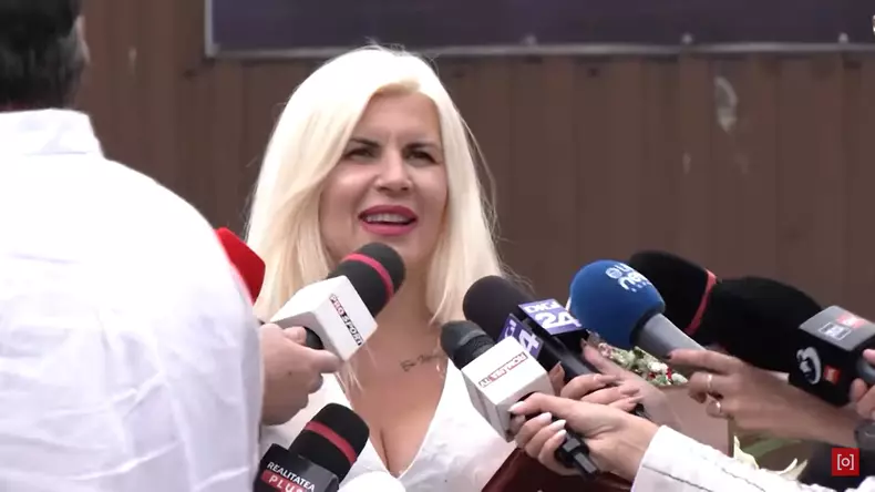 elena udrea la iesirea din inchisoare0