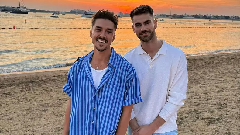 Alejandro Fernandez Emil Rengle4