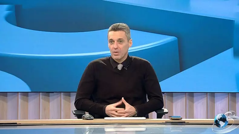 mircea-badea-anunt-emisiune-in-gura-presei-897421