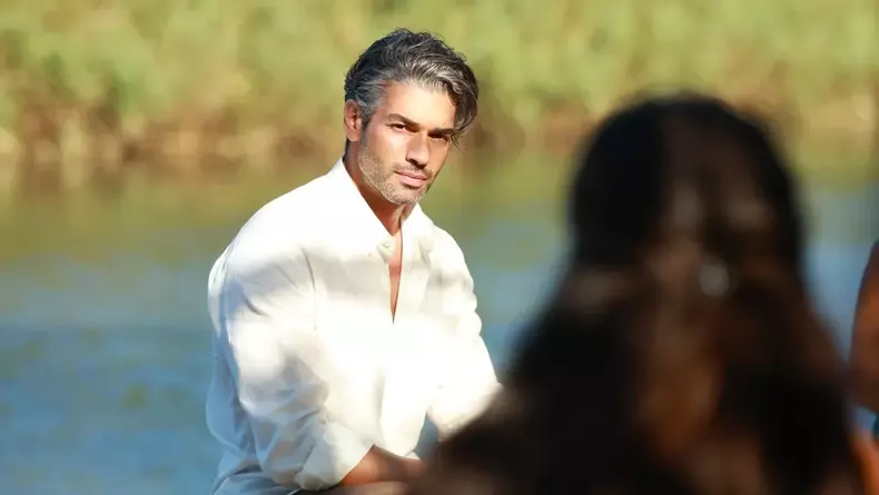 tuba-buyukustun-netflix-un-alt-sine-sezonul-3-premiera-episoade-finale (4)
