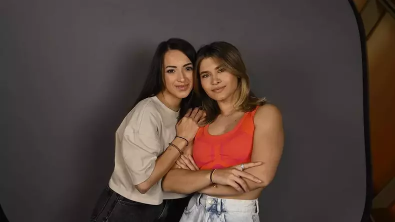 diana bulimar si larisa oprdache