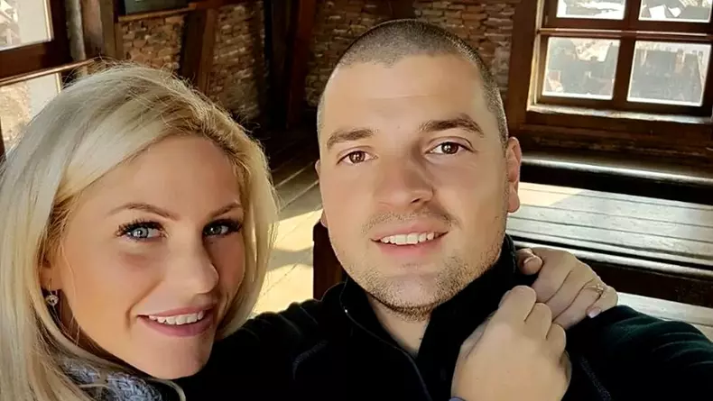 HANNE SI BOGDAN