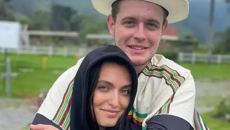 alexia si aris eram america