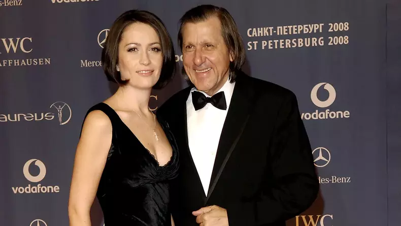 https___www.cancan.ro_wp-content_uploads_2017_06_17037954_2-amalia-nastase