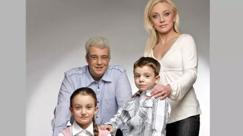 cum-arata-acum-fosta-sotie-a-lui-catalin-crisan-2-1024x576-1