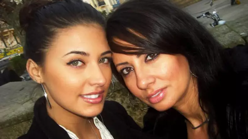 https-__www.cancan.ro_wp-content_uploads_2017_09_17229884_2-antonia