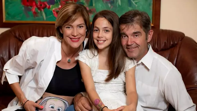 https___www.cancan.ro_wp-content_uploads_2018_07_32878786_1592476857541579_5300711665921163264_n