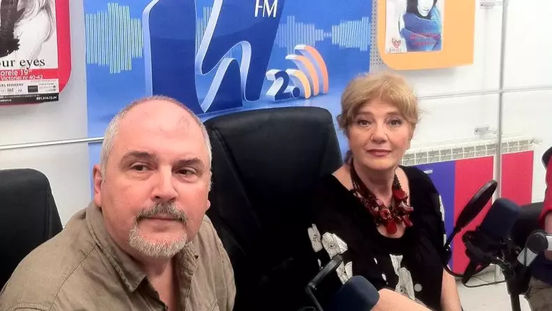 https___www.cancan.ro_wp-content_uploads_2017_07_17070607_7-eugen-cristea-si-cristina-deleanu