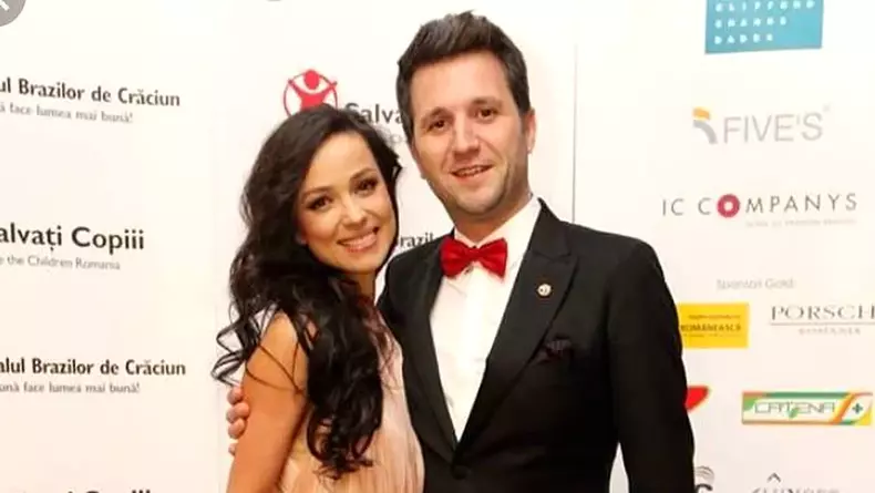 andi moisescu olivia steer4