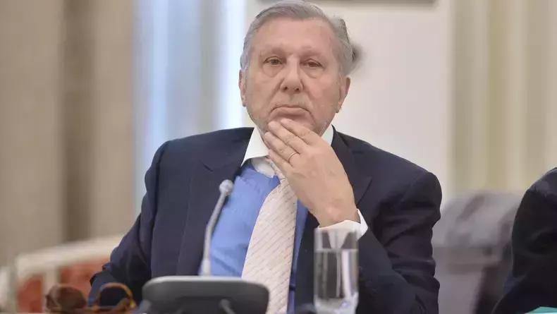 ilie-nastase-revoltat-decizie-cna-interzicere-vedete-reclame-jocuri-noroc-e1751021402322