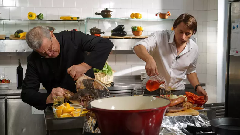 Politica si delicateturi cu Marius Manole_DSC02144