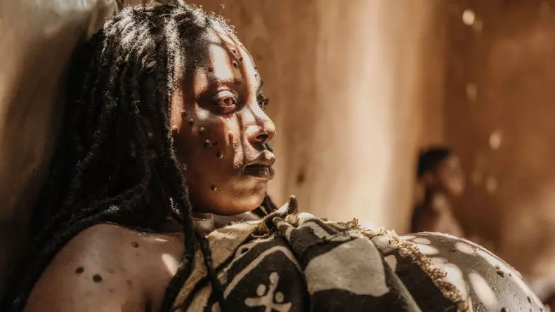 EP104_HotZone_DSF7043