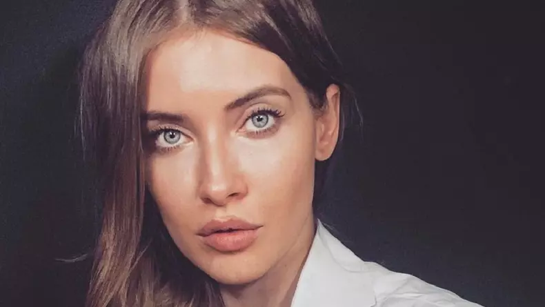 Iulia Albu