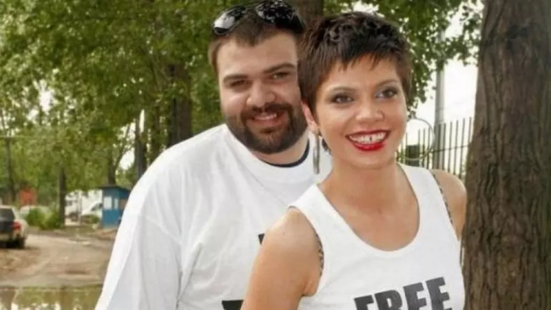 grasu xxl si laura andresan