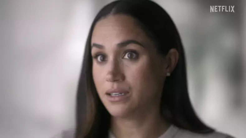 Meghan Markle, surprinsă la plimbare, după ce s-a aflat că a pierdut un contract de milioane. Detaliile surprinse de paparazzi