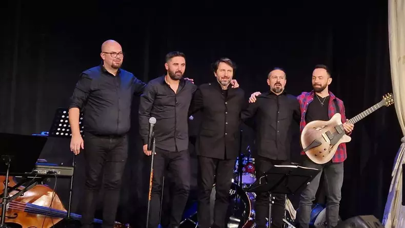 Adi Nour concediat de la Opereta Ion Dacian  (6)
