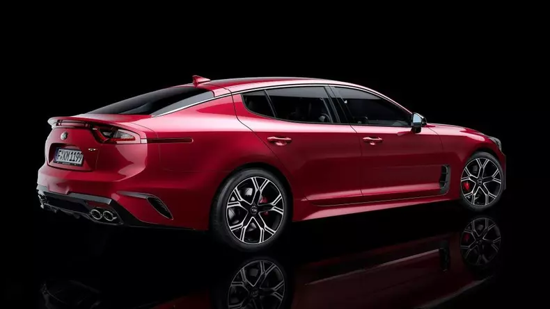 2017-kia-stinger-gt-3