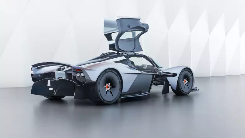 Aston_Martin_Valkyrie_05