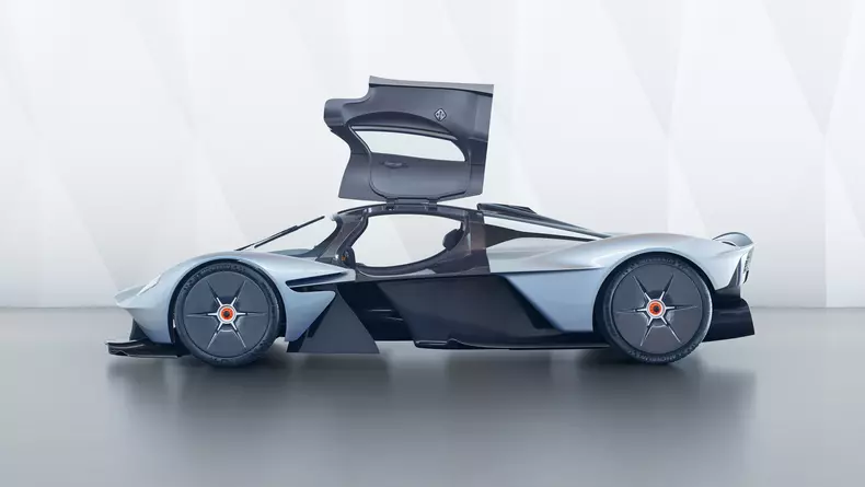Aston_Martin_Valkyrie_18