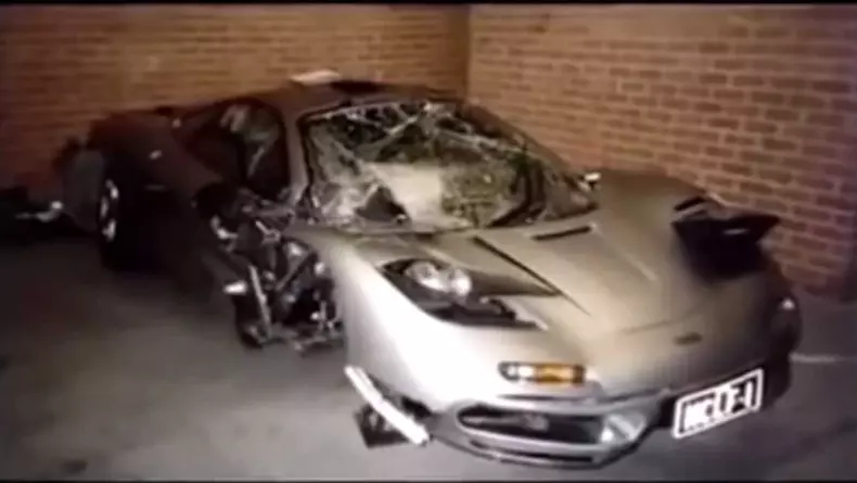 elon-musk-mclaren-f1-accident
