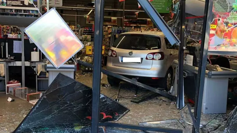 accident mega image ciolpani