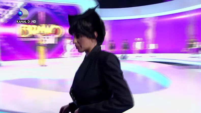 madalina-pamfile-iesire-din-platou
