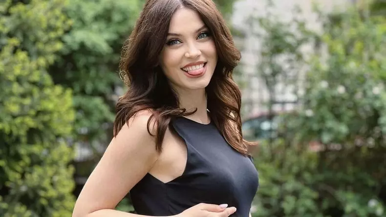 Anca Dumitra, primele poze cu burtica de gravidă