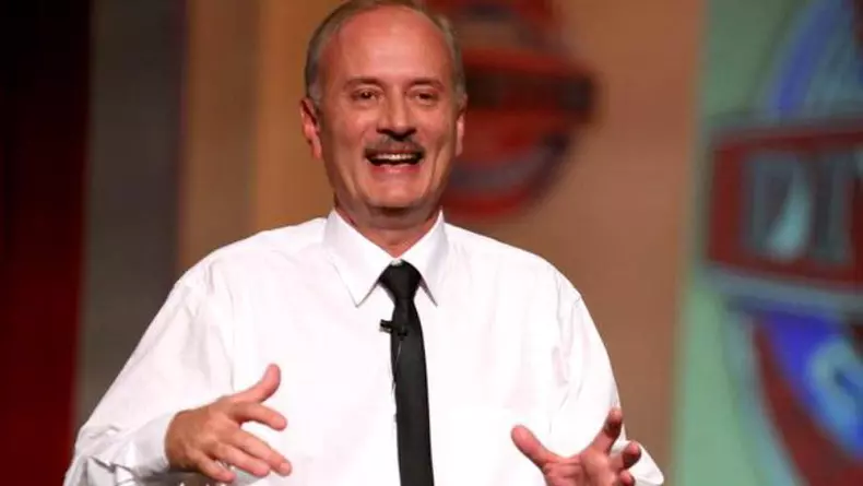 prezentatorii-Festivalului-Cerbul-de-Aur8