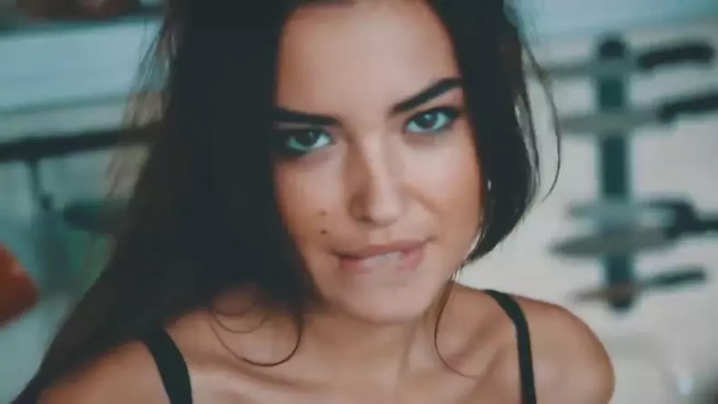 0c565caed36599de63bf628990da1bd9.1000x563x1