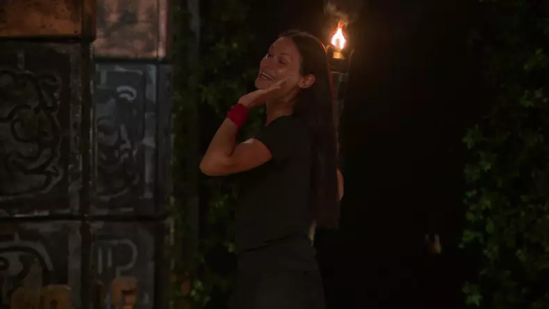 Irisha-eliminată-de-la-Survivor-1