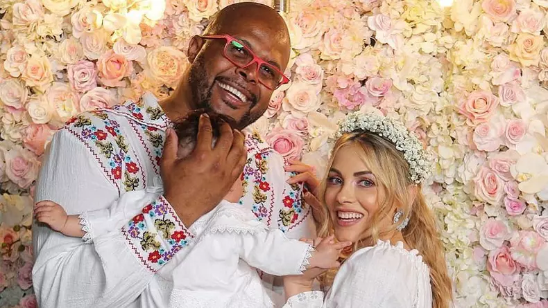 Cabral-și-andreea-Ibacka-alături-de-fiica-lor-Namiko-2